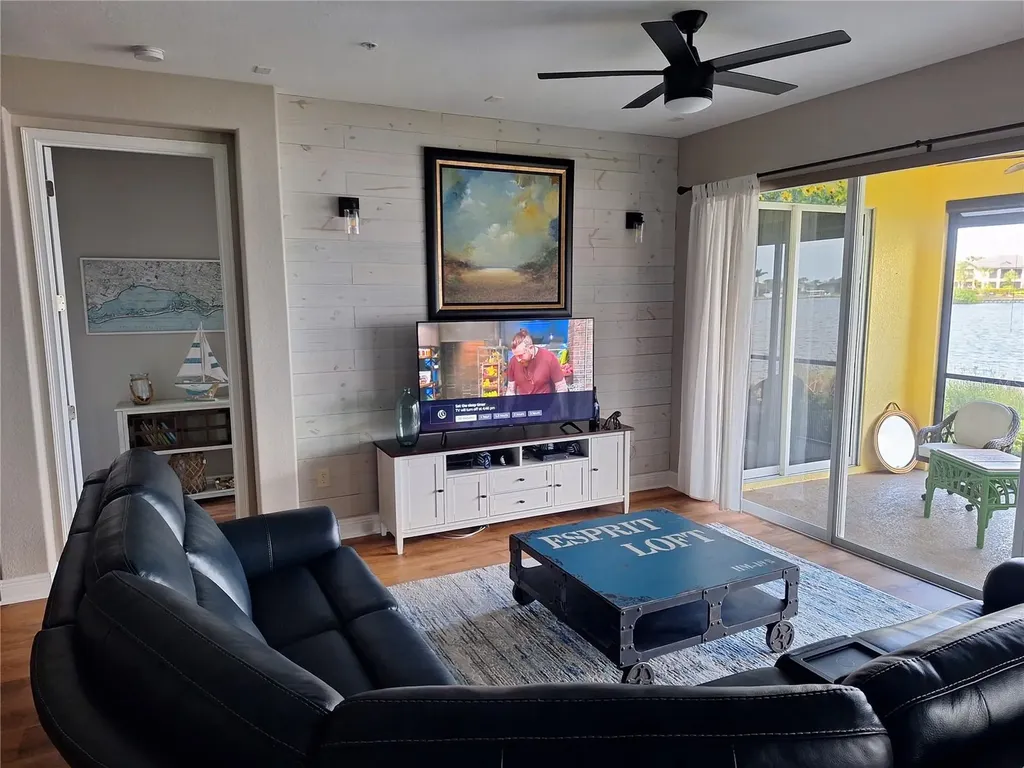 1121 Riverscape Street Bradenton FL 34208