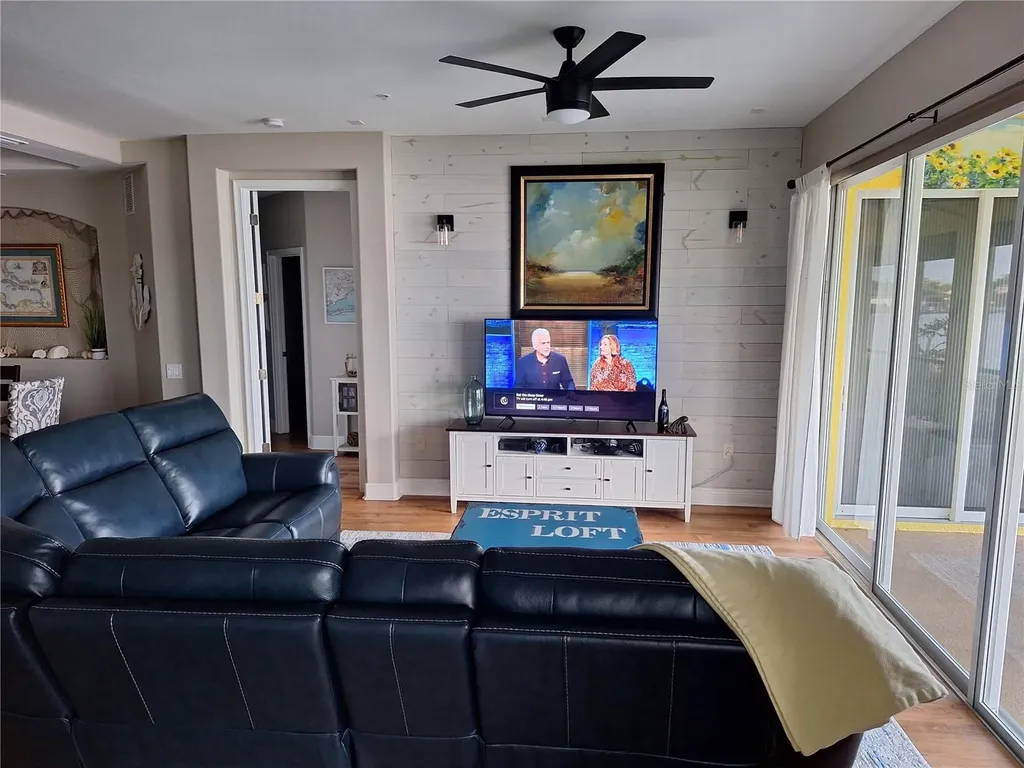 1121 Riverscape Street Bradenton FL 34208
