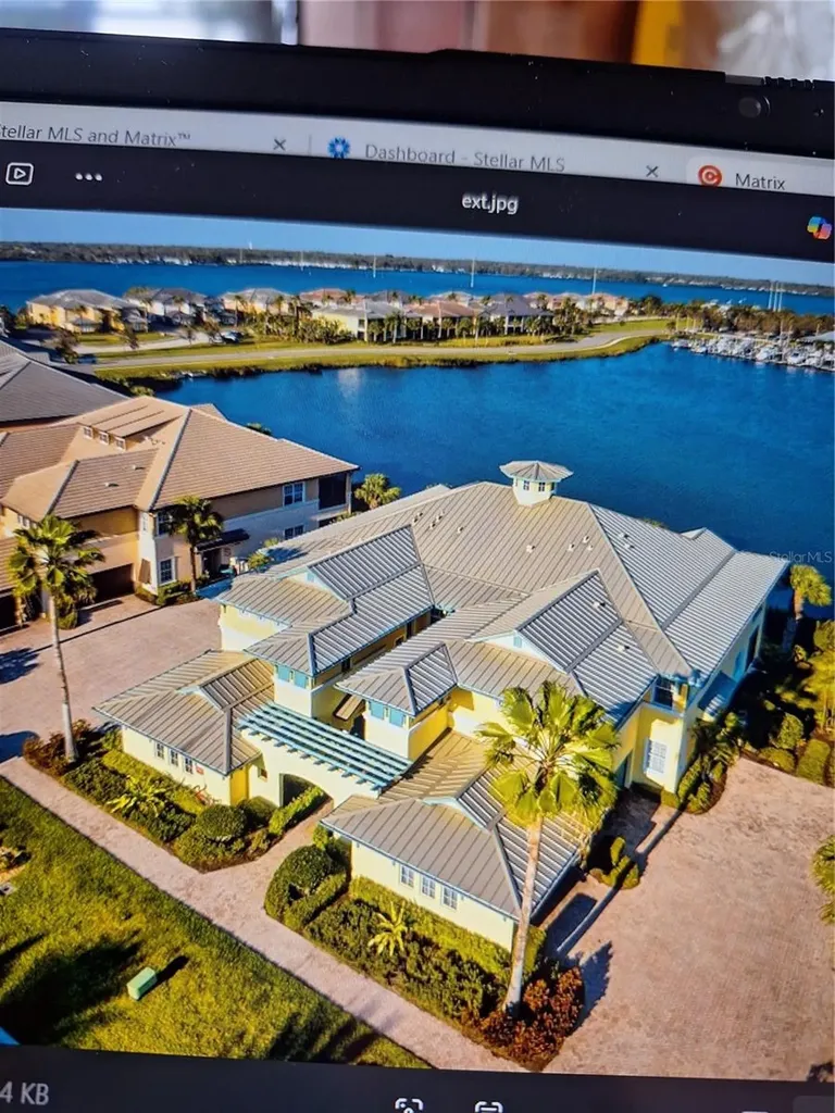 1121 Riverscape Street Bradenton FL 34208