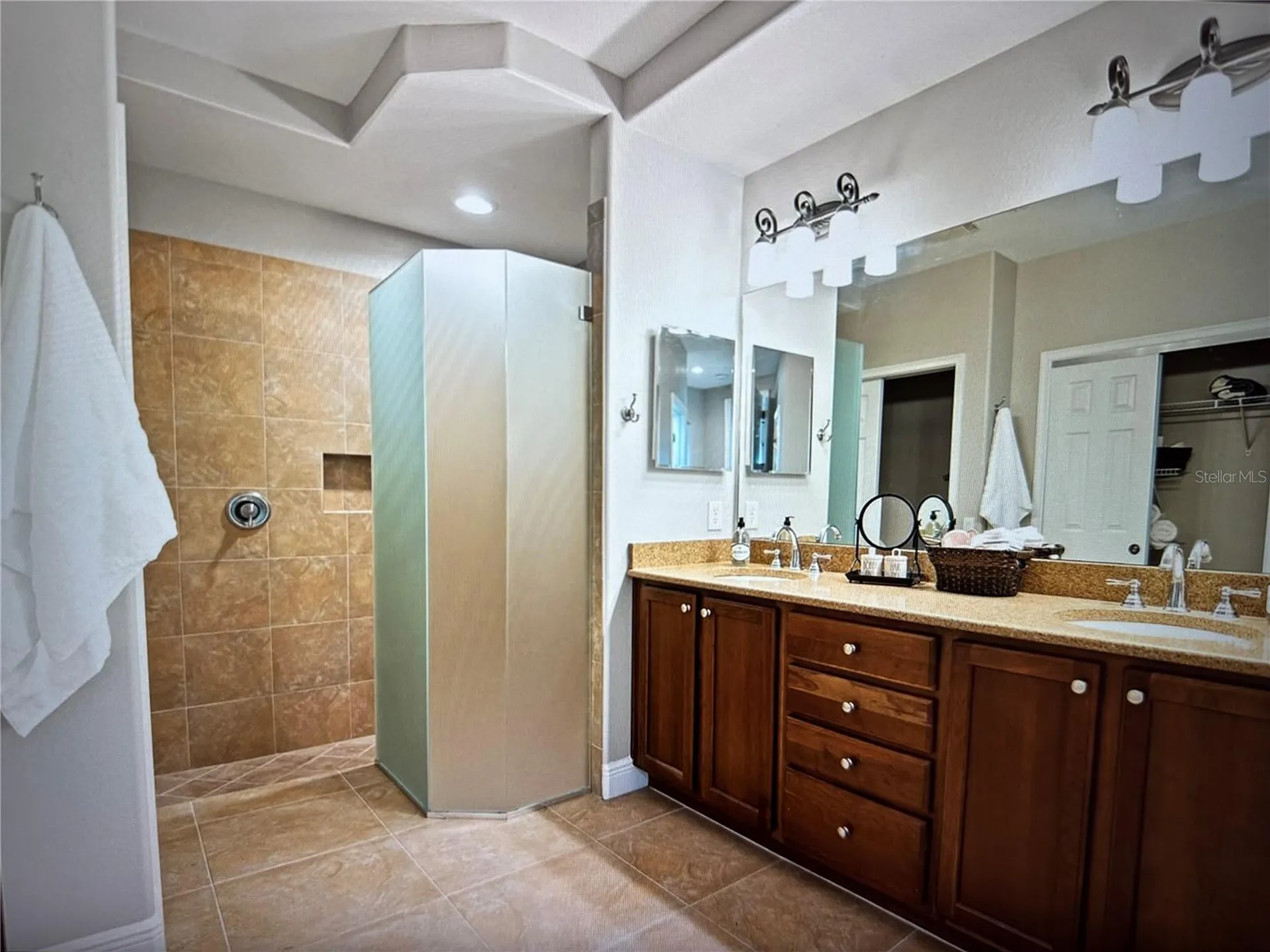 1121 Riverscape Street Bradenton FL 34208