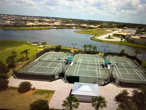 1121 Riverscape Street Bradenton FL 34208