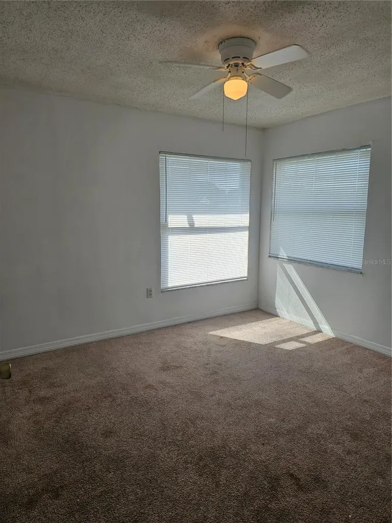 384-386 Cocoa Court Kissimmee FL 34758