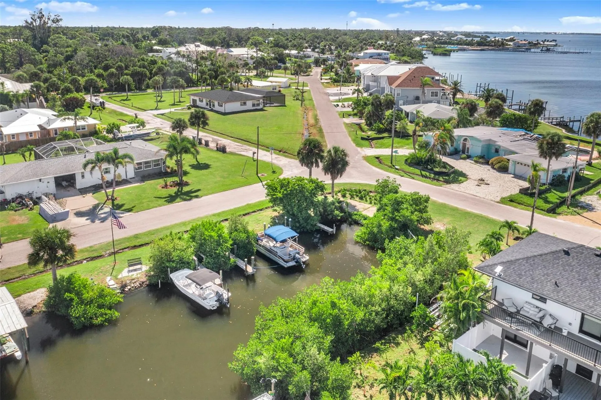 915 Suncrest Lane Englewood FL 34223