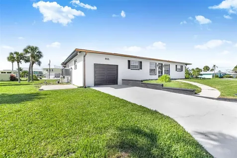 915 Suncrest Lane Englewood FL 34223