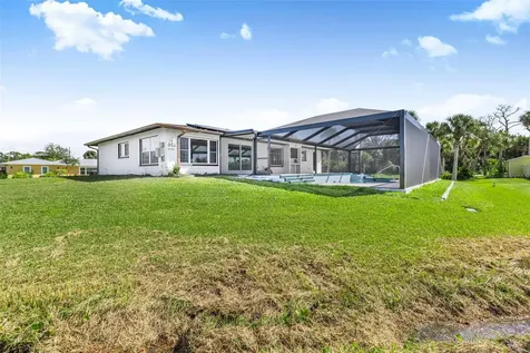 915 Suncrest Lane Englewood FL 34223