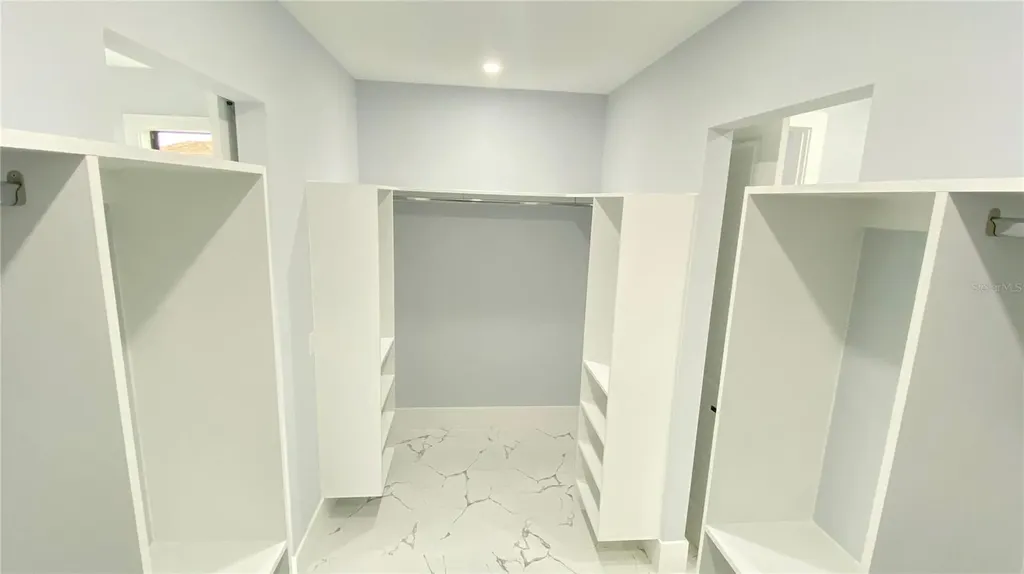 21 NW 7th Street Cape Coral FL 33993