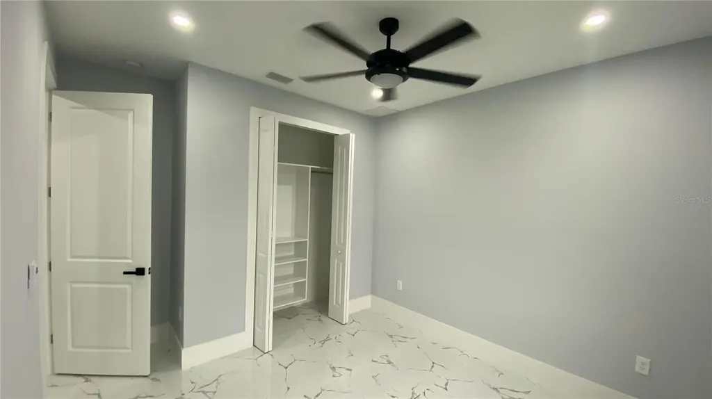 21 NW 7th Street Cape Coral FL 33993