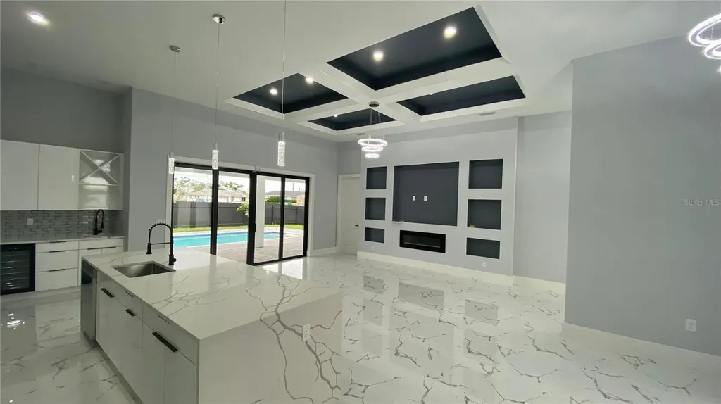 21 NW 7th Street Cape Coral FL 33993