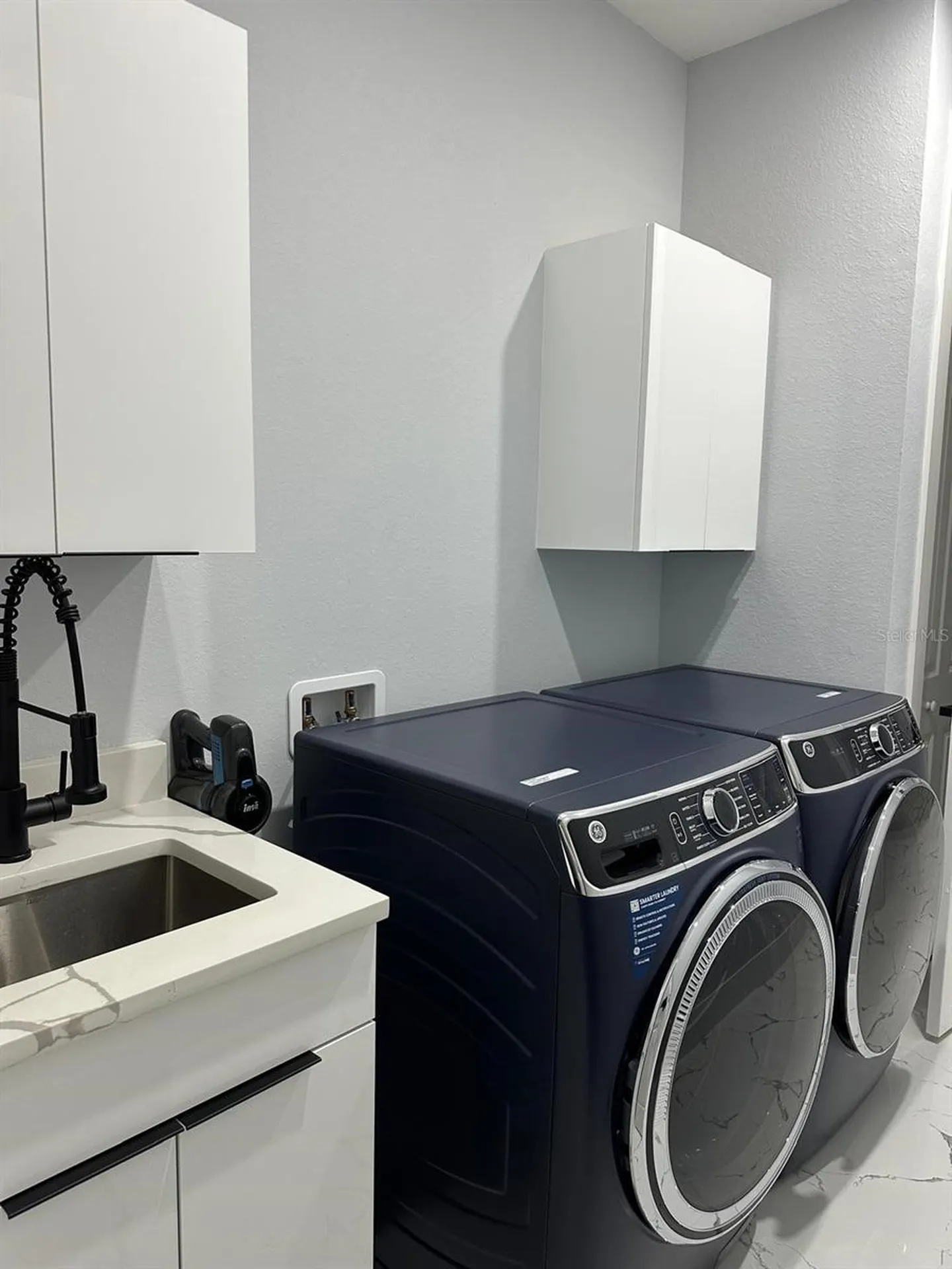 21 NW 7th Street Cape Coral FL 33993