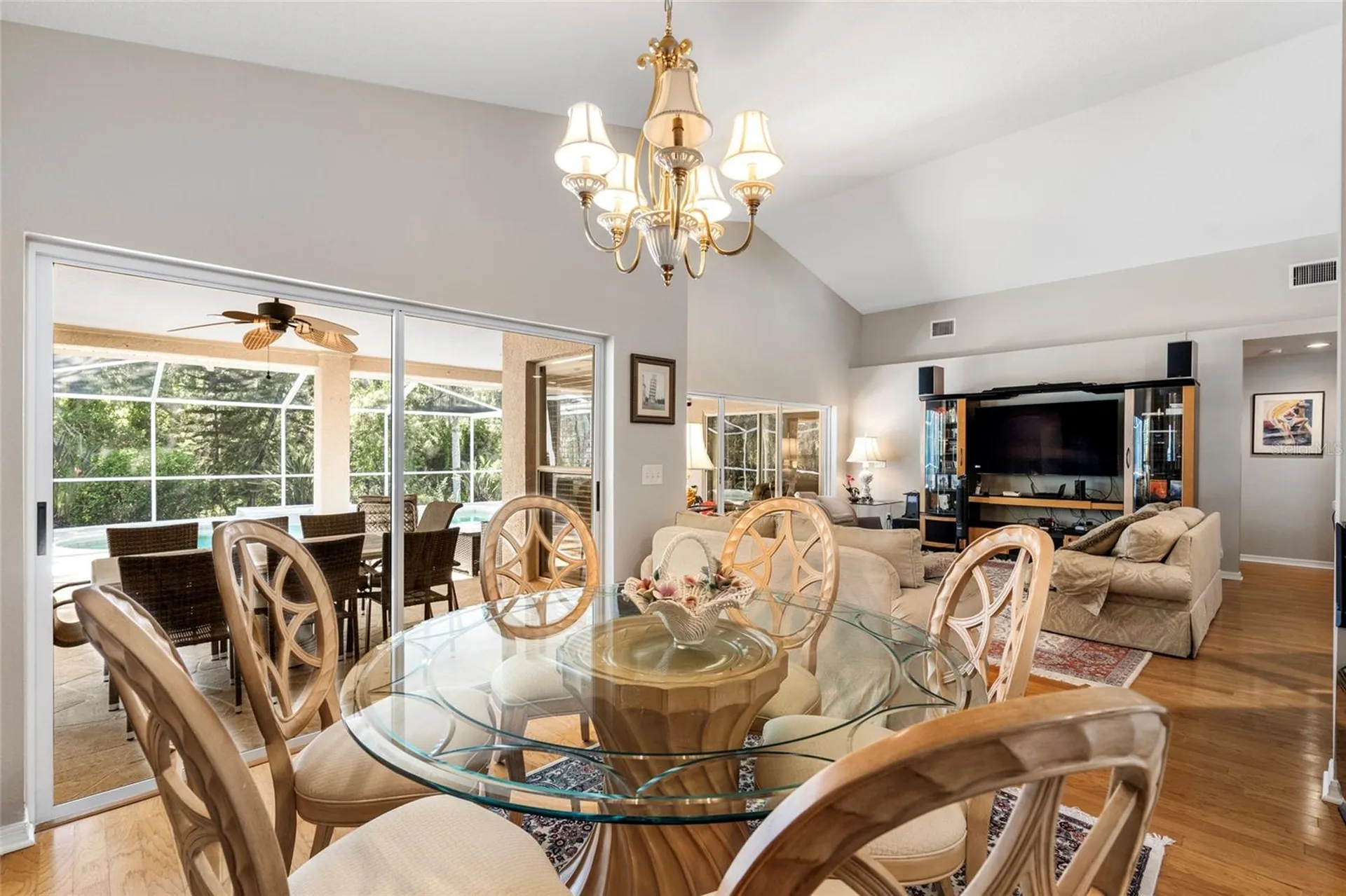 5542 Avenue Du Soleil Lutz FL 33558