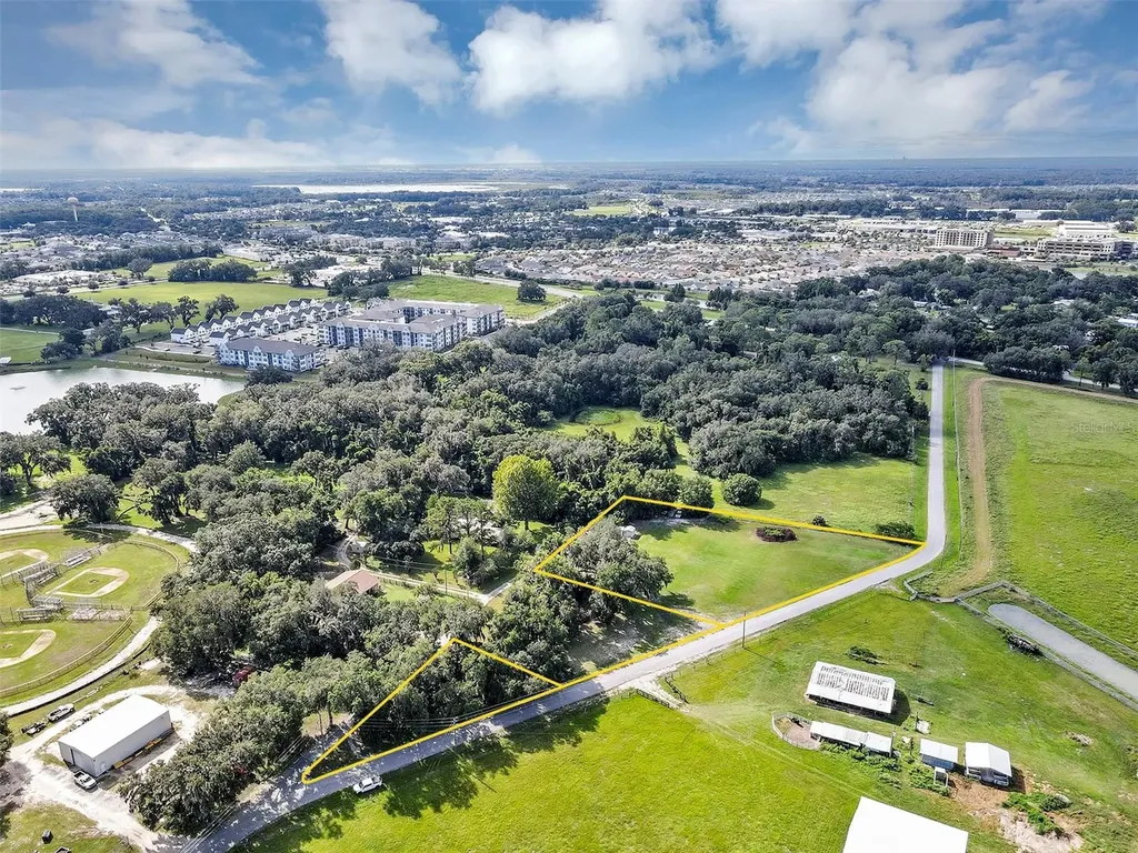 510 Phillips Lane Wildwood FL 34785