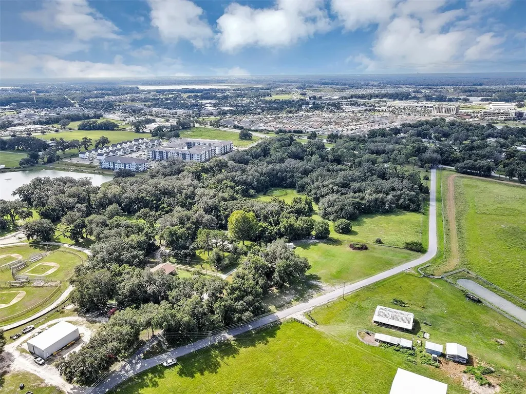 510 Phillips Lane Wildwood FL 34785