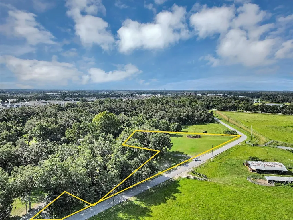 510 Phillips Lane Wildwood FL 34785