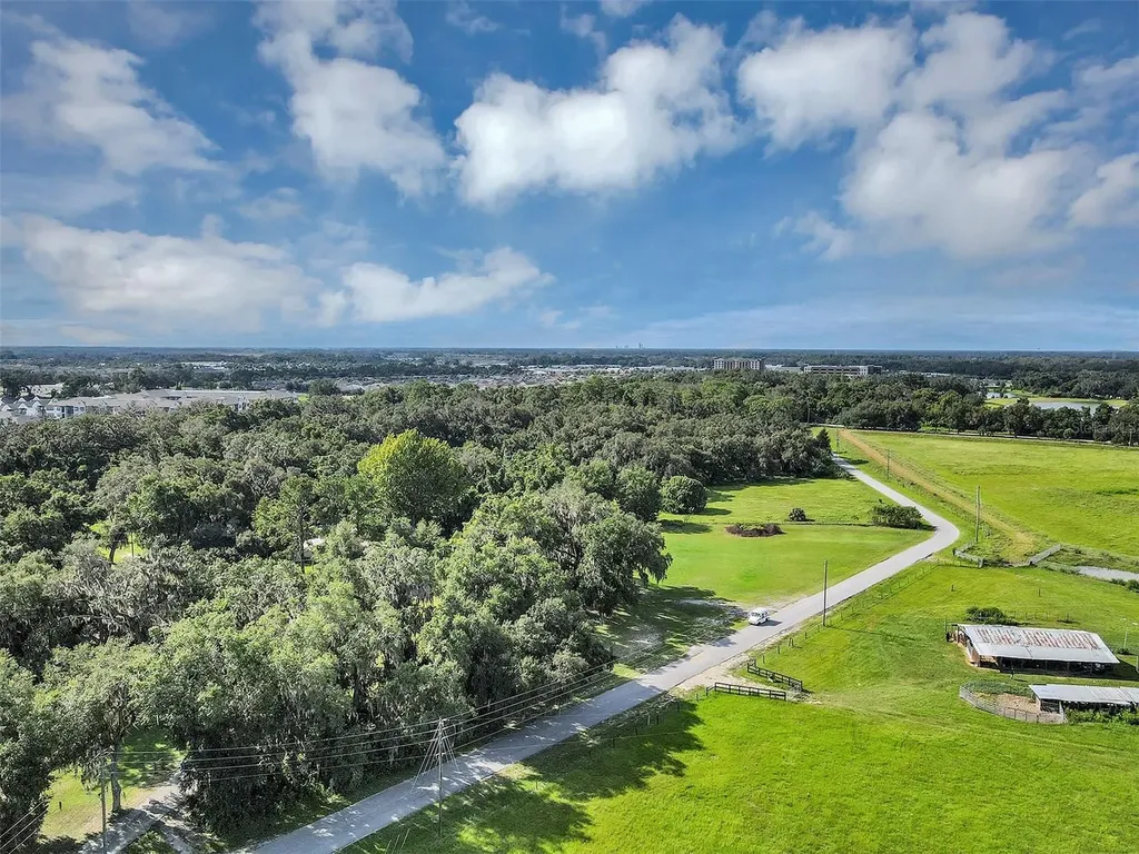 510 Phillips Lane Wildwood FL 34785