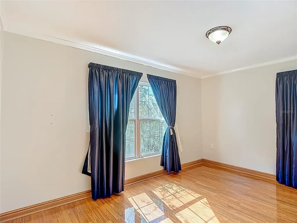 4323 5th Street Zephyrhills FL 33542