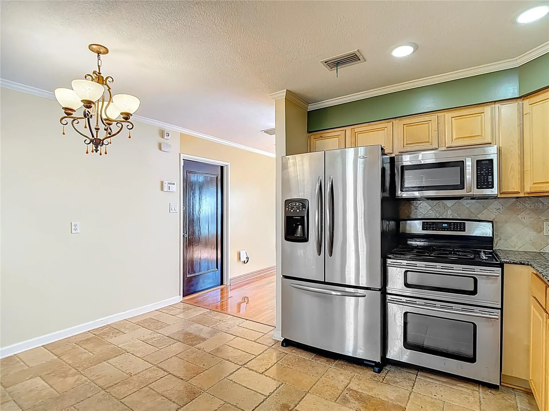 4323 5th Street Zephyrhills FL 33542