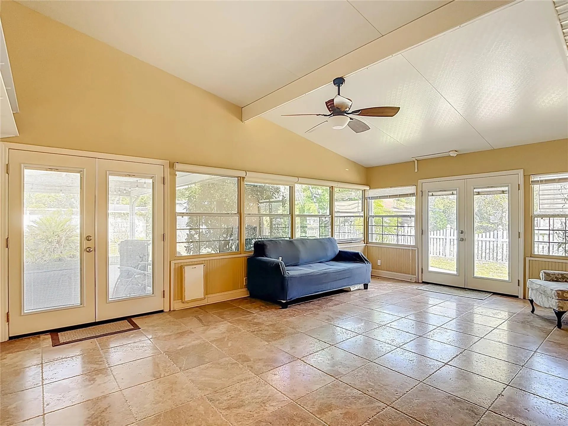 4323 5th Street Zephyrhills FL 33542