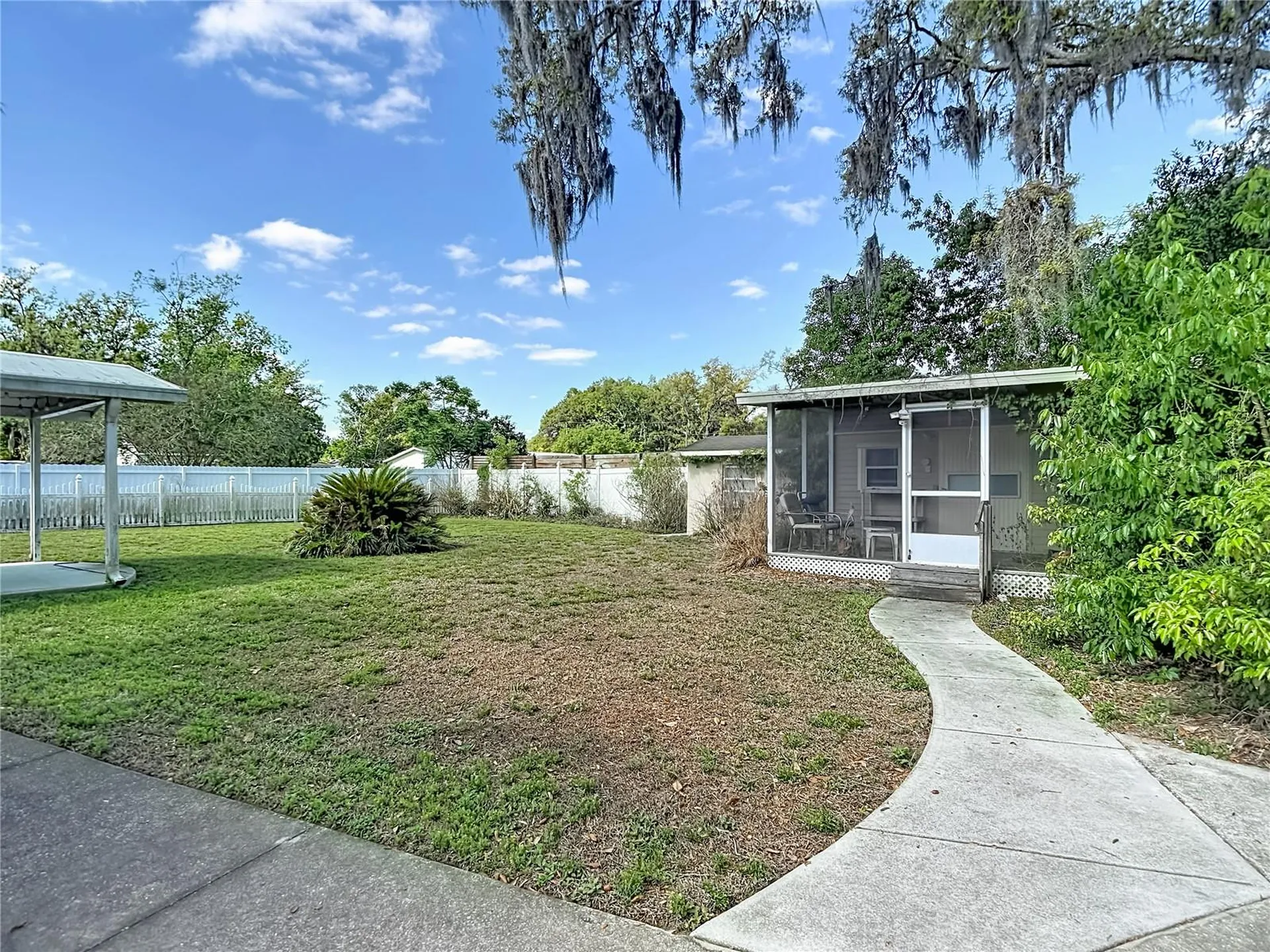 4323 5th Street Zephyrhills FL 33542