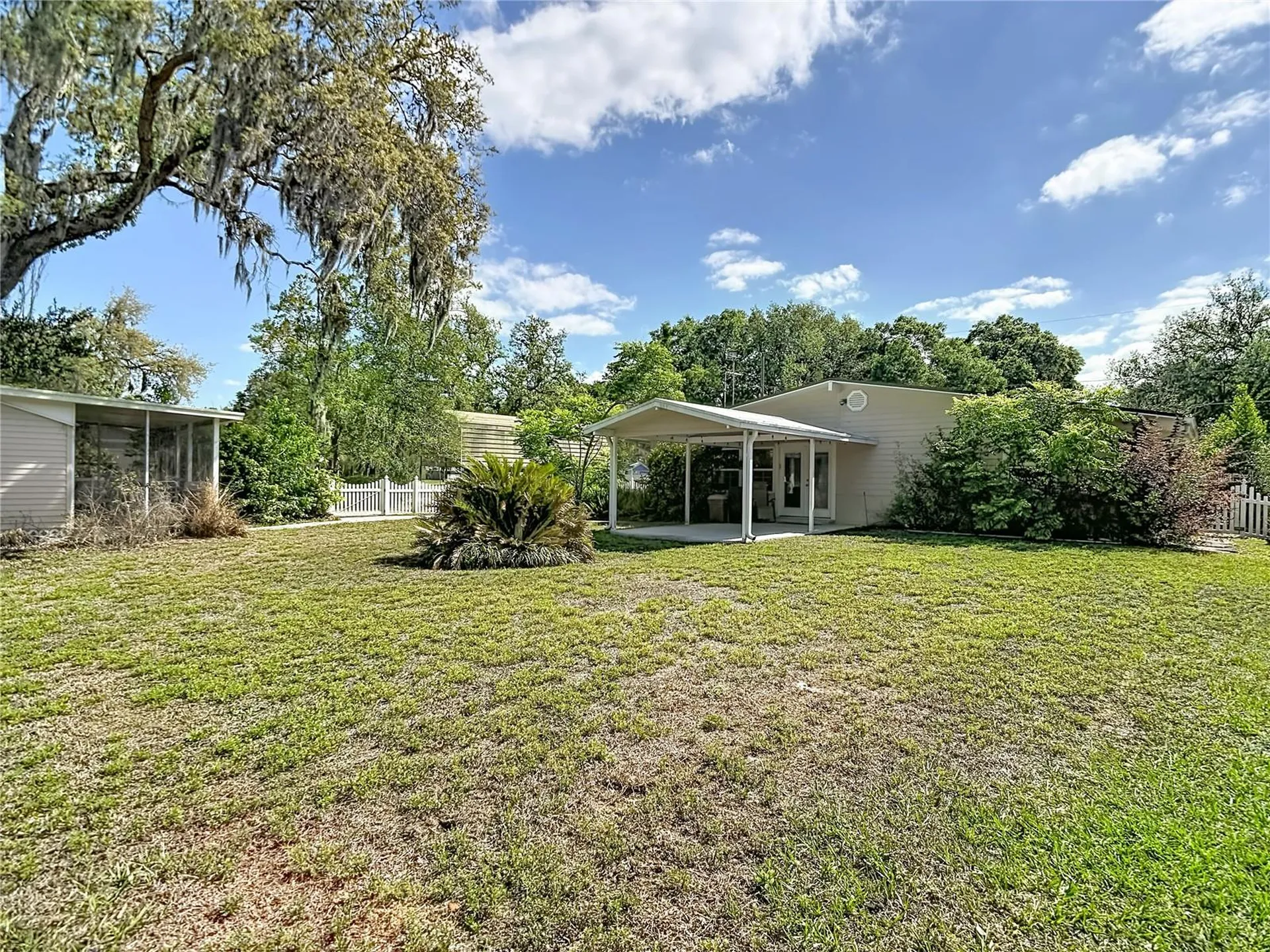 4323 5th Street Zephyrhills FL 33542