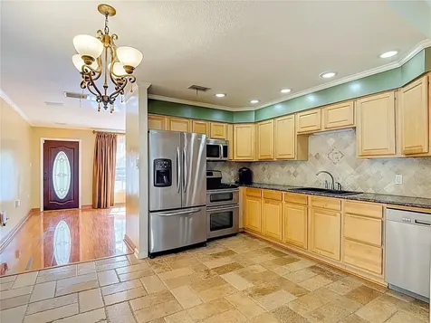4323 5th Street Zephyrhills FL 33542