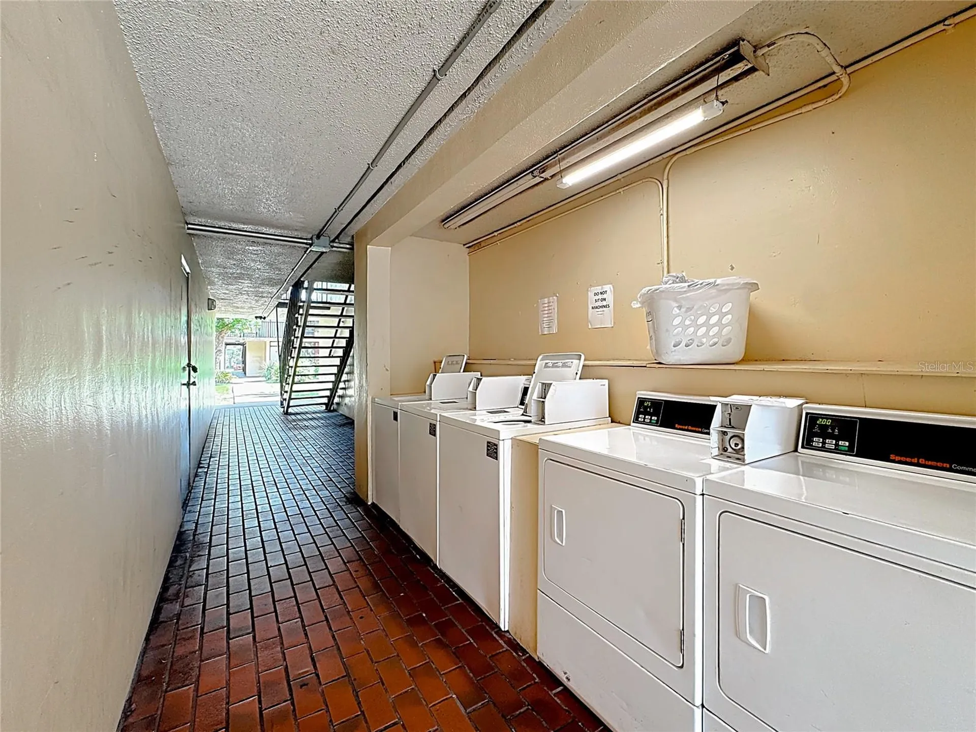 7900 S Orange Blossom Trail Orlando FL 32809