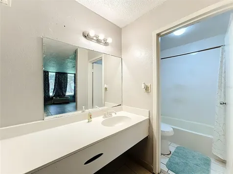 7900 S Orange Blossom Trail Orlando FL 32809