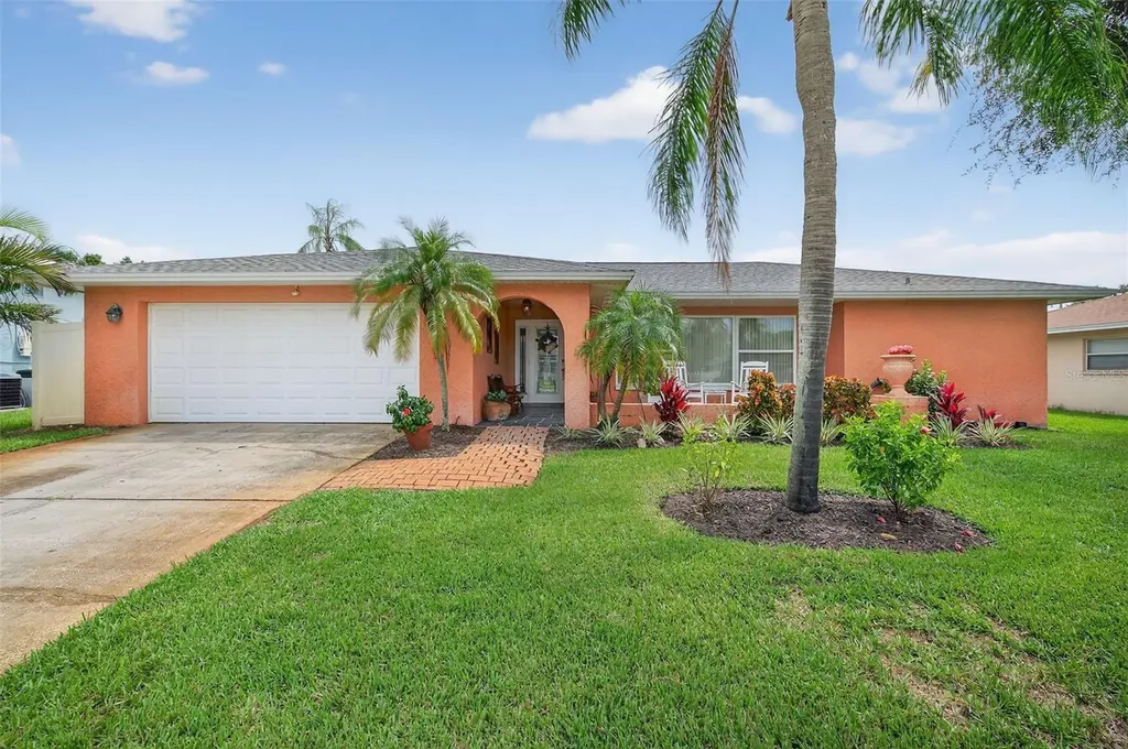 8157 128th Street Seminole FL 33776