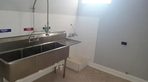 3402 N 15th Street Tampa FL 33605