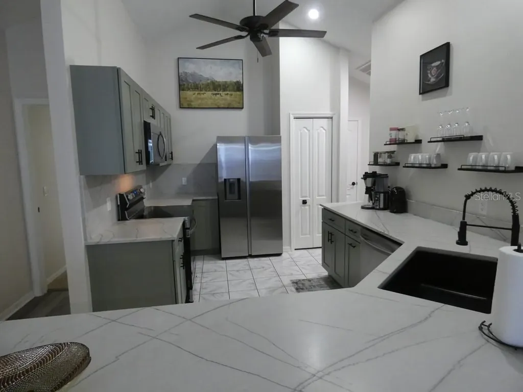 6534 Foxmoor Drive Zephyrhills FL 33542