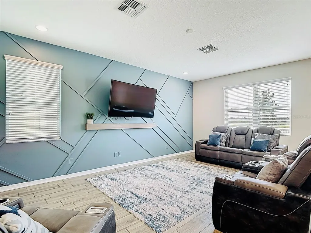 2960 Autumn Rock Drive Zephyrhills FL 33540