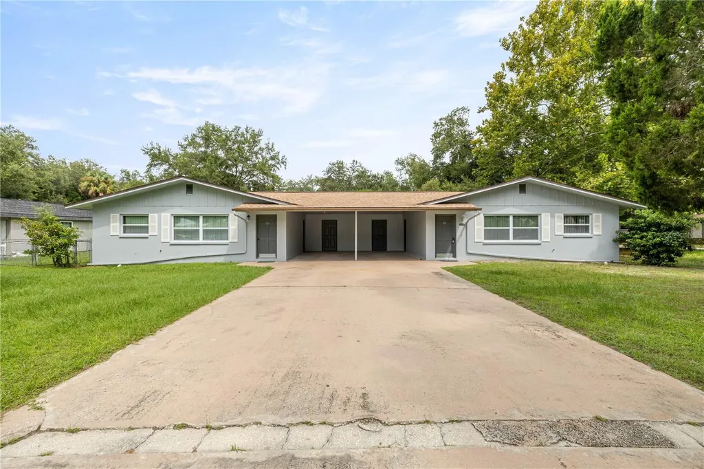 323 & 325 N Lochview Terrace Crystal River FL 34429