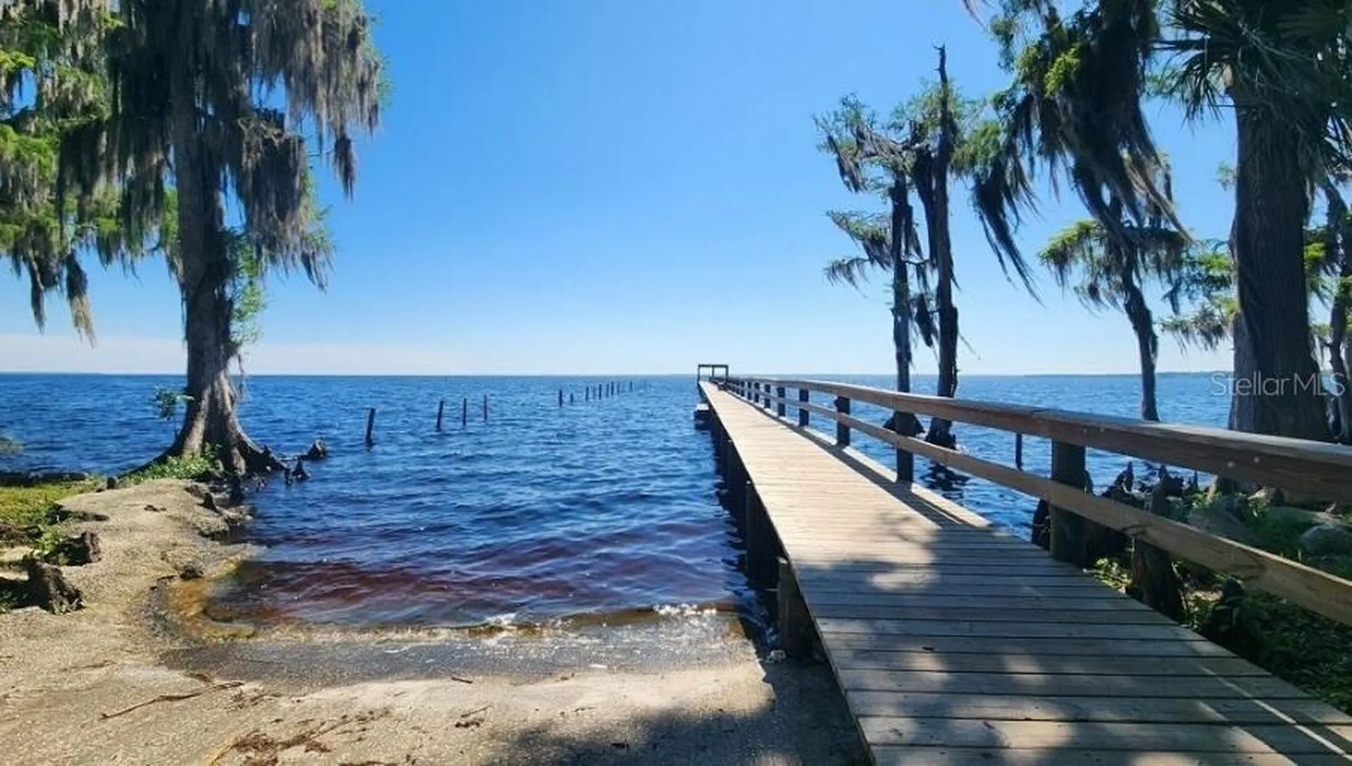 210 Redwood Boulevard Georgetown FL 32139