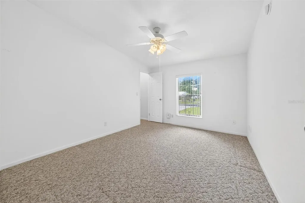 56310 Redbud Road Astor FL 32102
