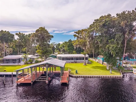 56310 Redbud Road Astor FL 32102
