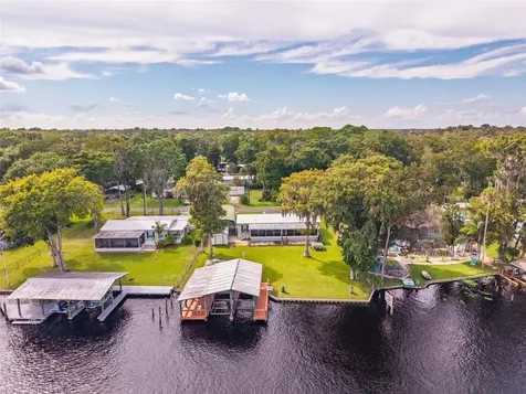 56310 Redbud Road Astor FL 32102