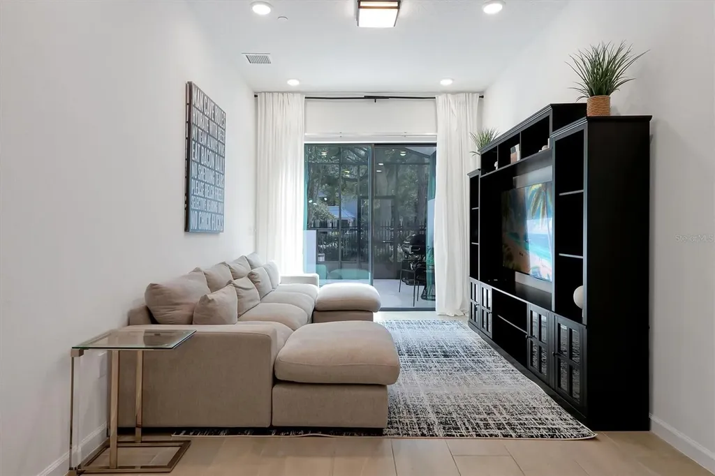 10400 Ebb Tide Lane Orlando FL 32821