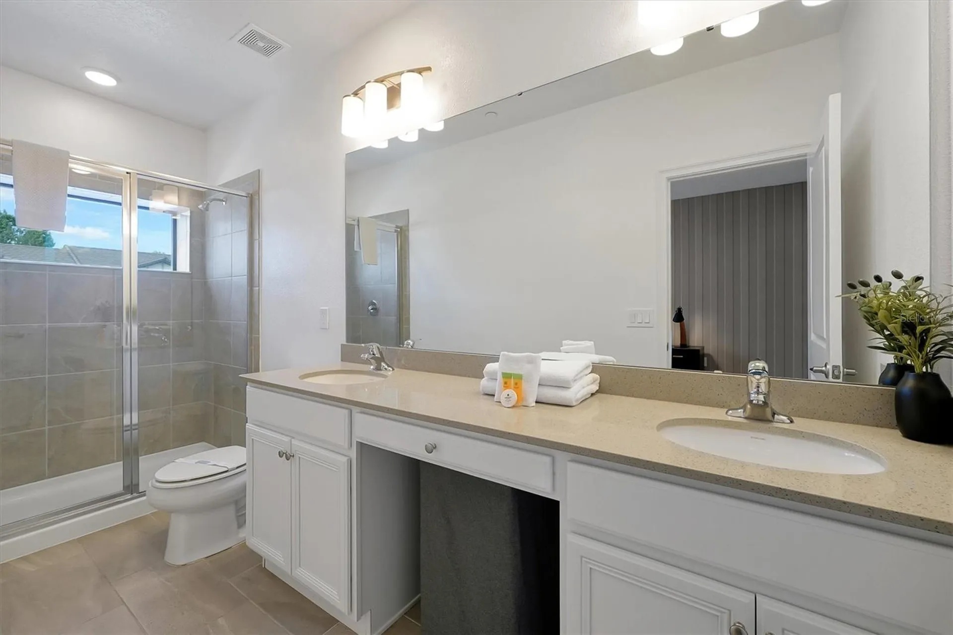 10400 Ebb Tide Lane Orlando FL 32821