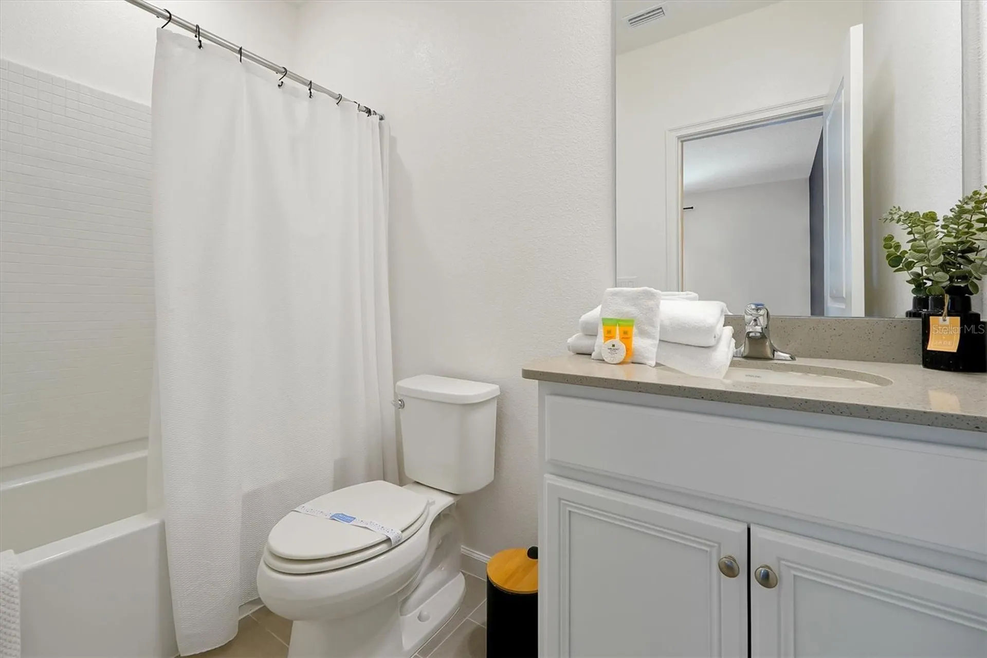 10400 Ebb Tide Lane Orlando FL 32821