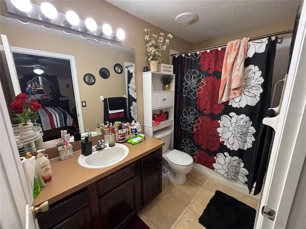 1433 Sarasota Drive Kissimmee FL 34759
