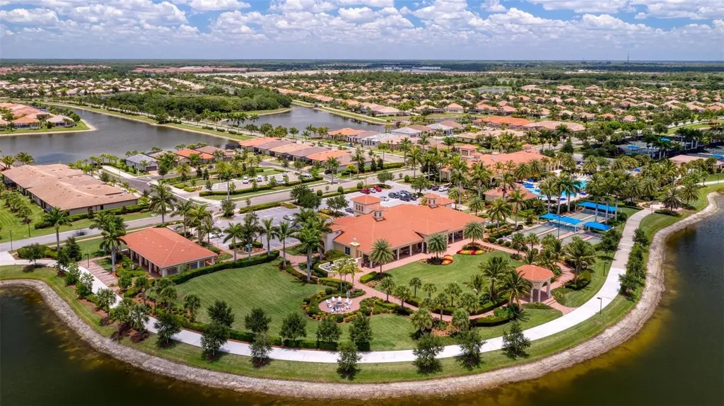 19108 Lappacio Street Venice FL 34293