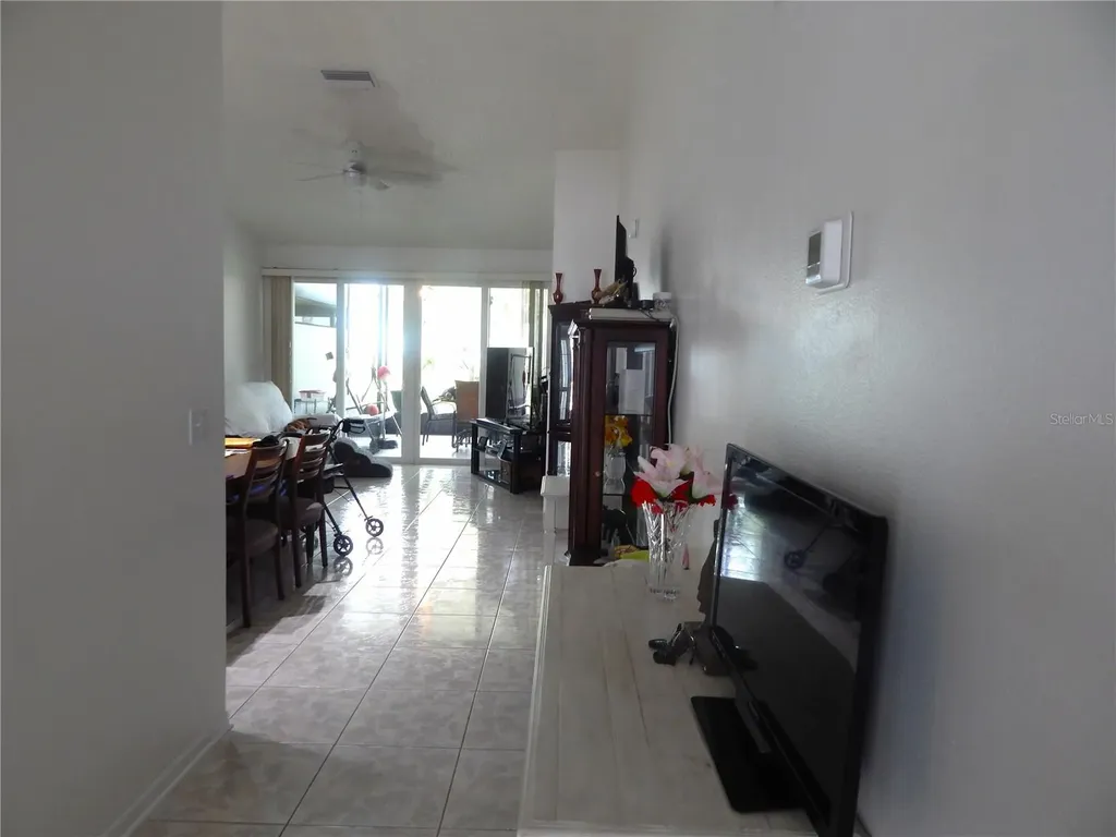 16221 Rambling Vine Drive W Tampa FL 33624