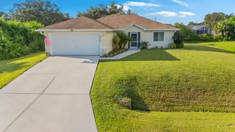 8232 Wawana Road North Port FL 34287