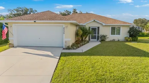 8232 Wawana Road North Port FL 34287