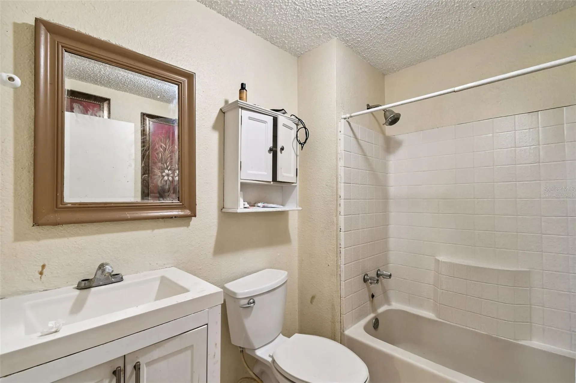 3417 E Lake Avenue Tampa FL 33610