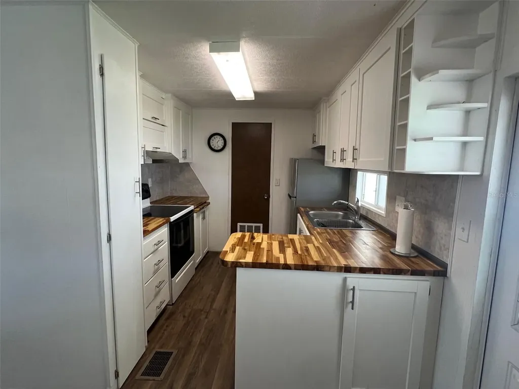 13225 101st Street Largo FL 33773