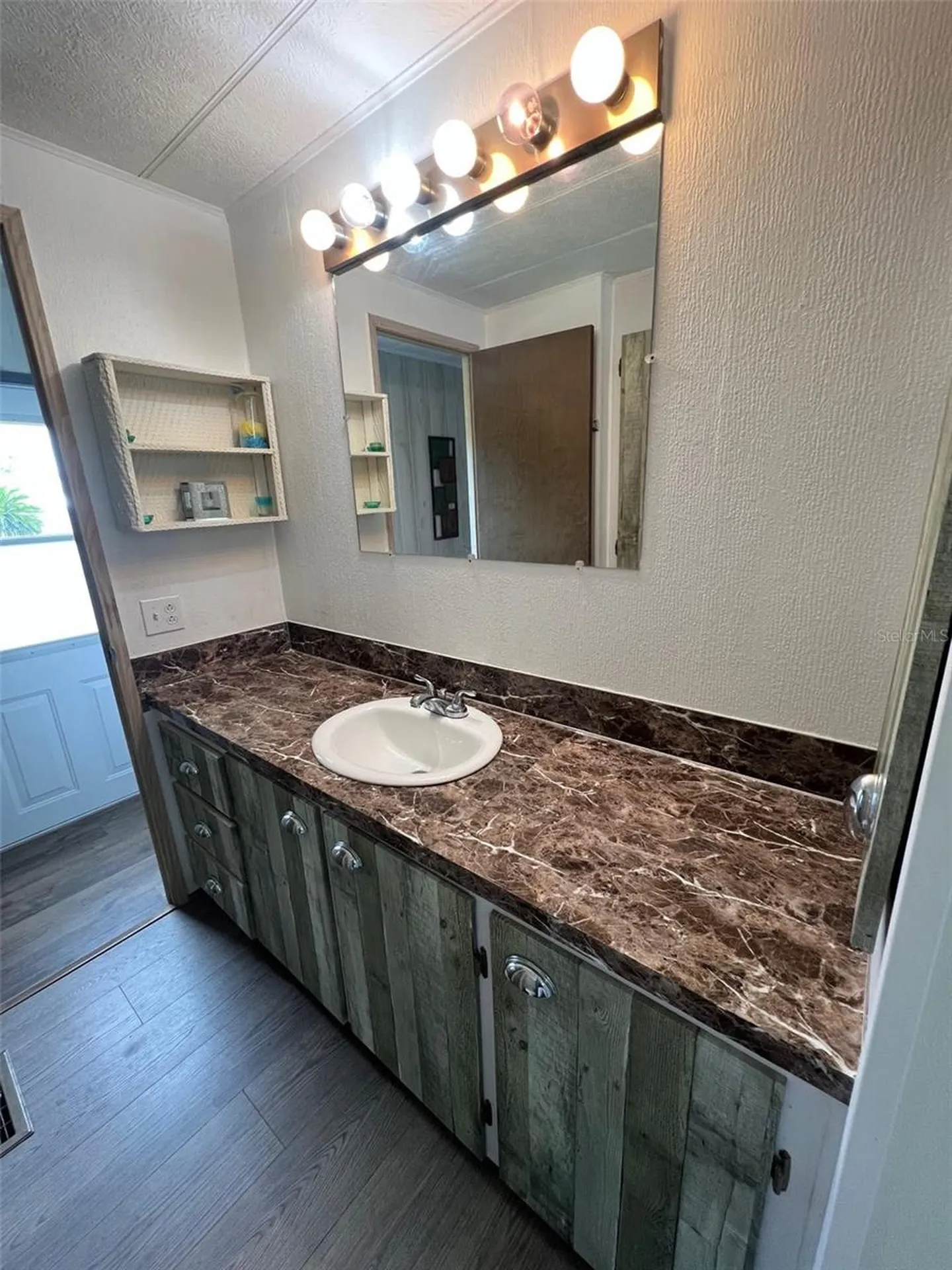13225 101st Street Largo FL 33773