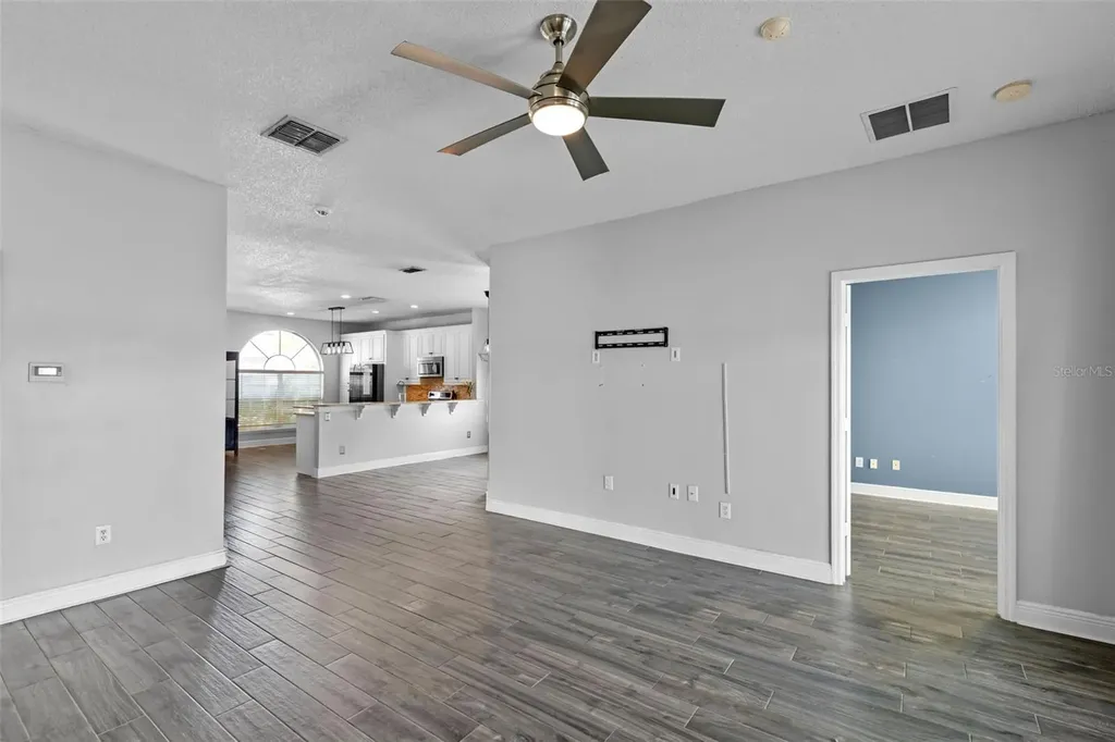 4784 Waterside Pointe Circle Orlando FL 32829