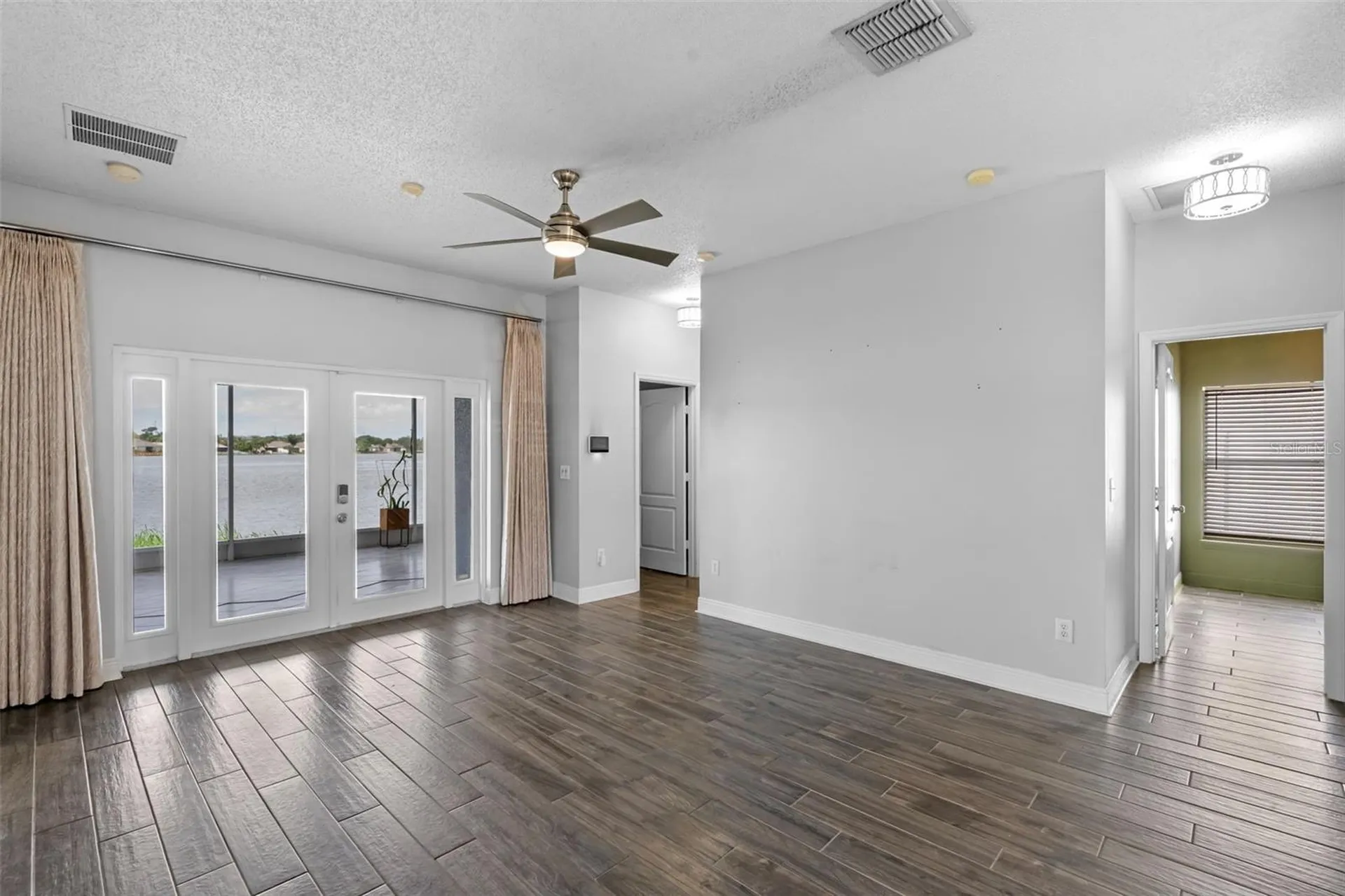 4784 Waterside Pointe Circle Orlando FL 32829