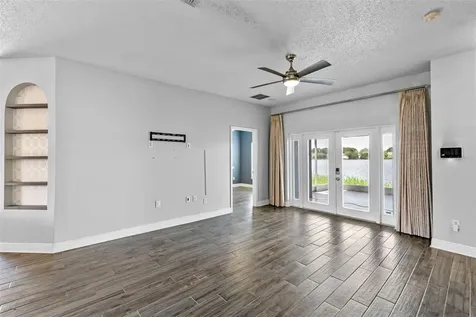 4784 Waterside Pointe Circle Orlando FL 32829