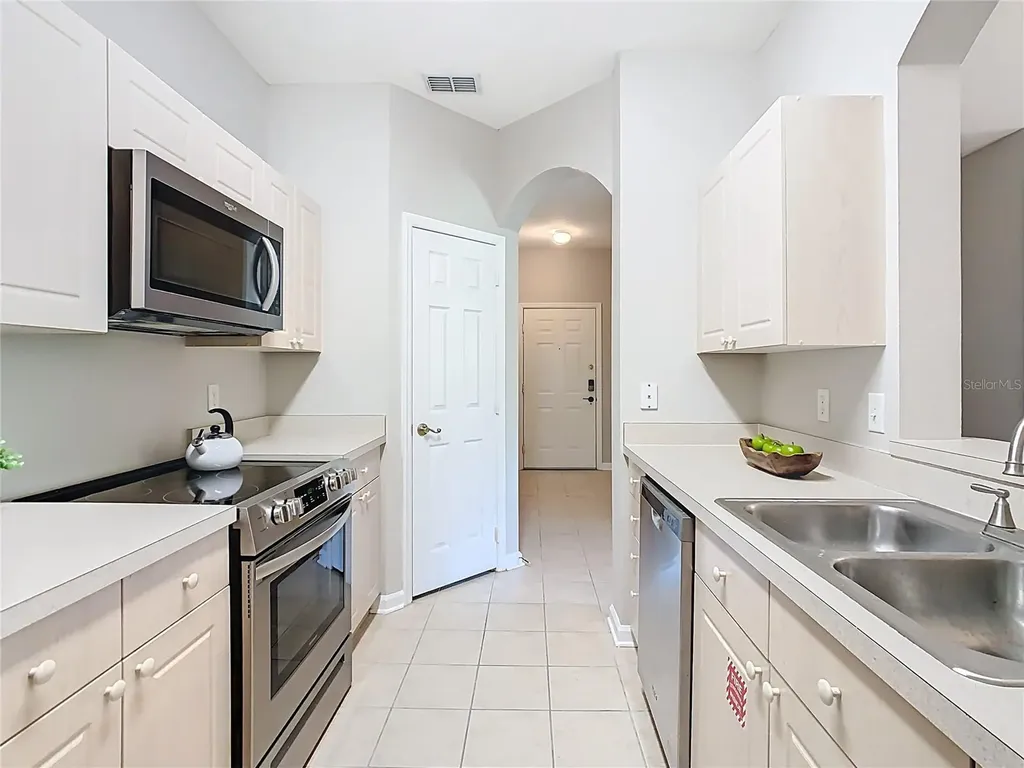2300 Silver Palm Drive Kissimmee FL 34747